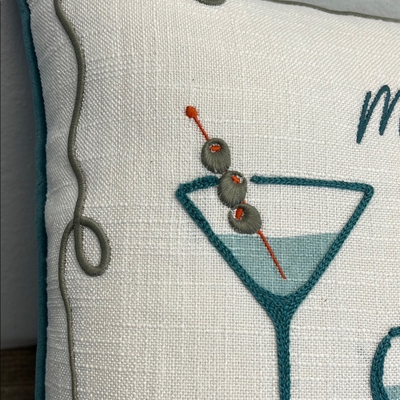 Rachel Zoe | Sassy Pillow Talk 🍸 “Mom’s Time Out” - Picture 7 of 9